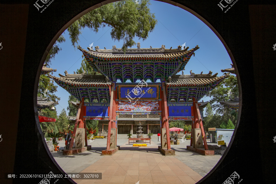 张掖大佛寺木牌坊