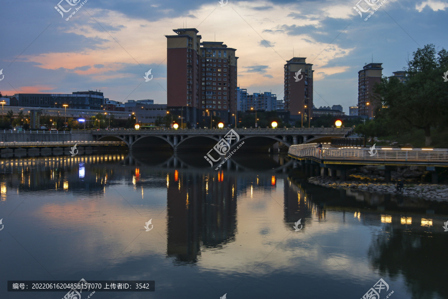 伊通河夜景