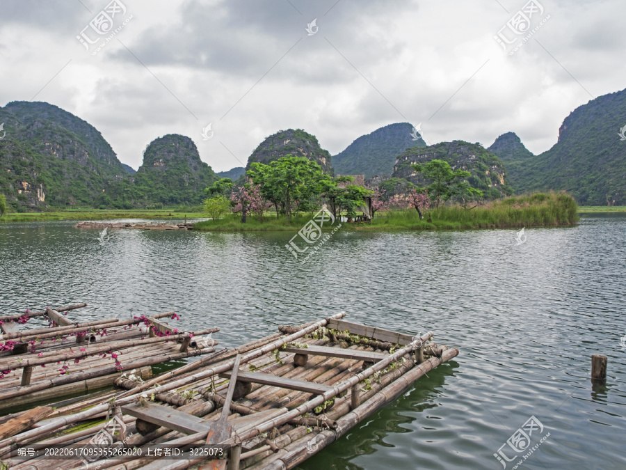 云南普者黑三生三世景区