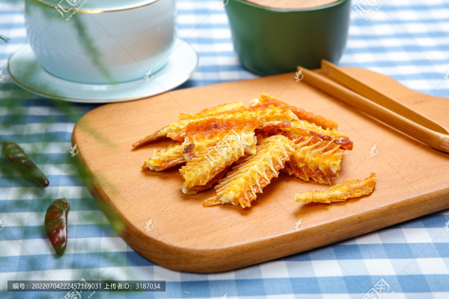 香酥鱼排烤鱼骨