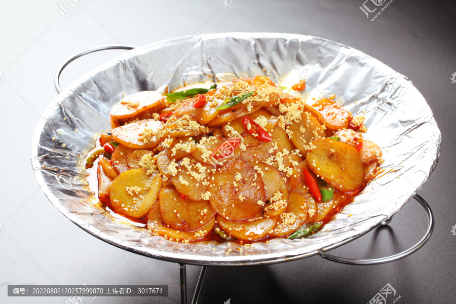 干锅鱼籽土豆片