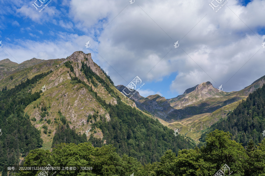 法国比利牛斯山脉自然风景