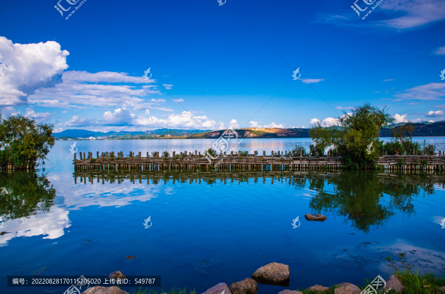 滇池风景