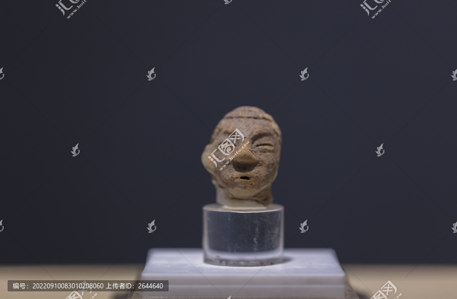 内蒙古博物院文物陶塑人头像