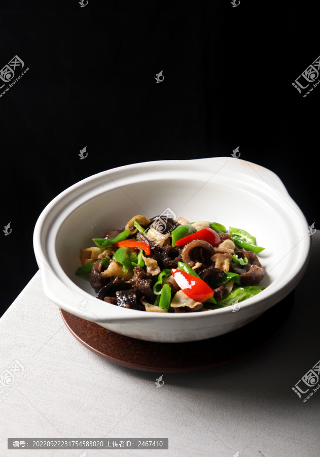 新派愛(ài)馬仕辣椒小炒肉焗海參