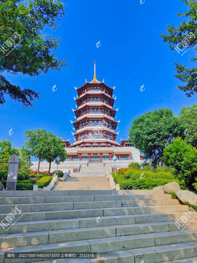 廈門集美人文館鐘塔九層妖塔