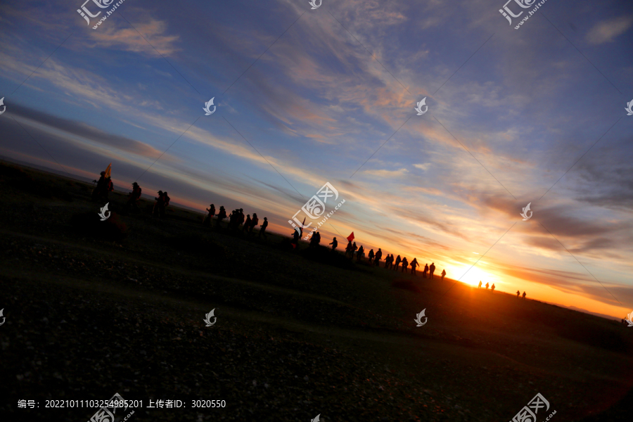 夕阳登山