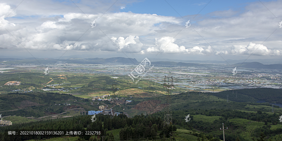 云南蒙自坝区全景