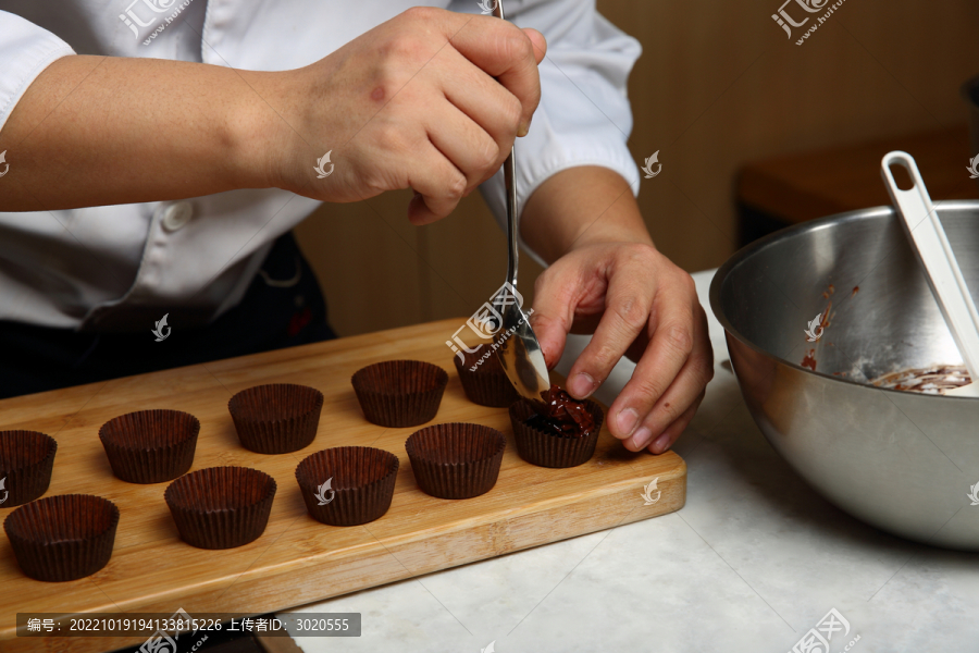 松露杏仁巧克力烹饪制作过程