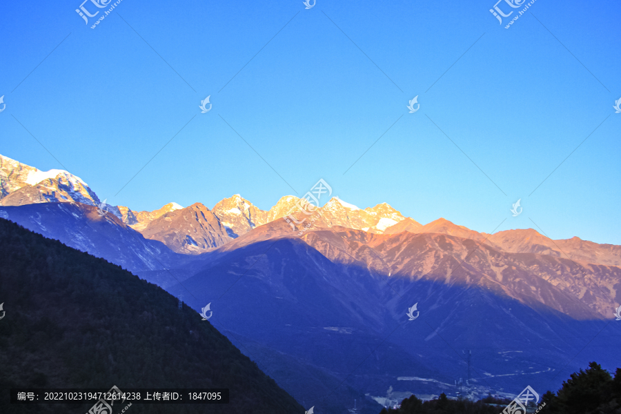 梅里雪山