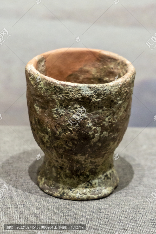上山文化陶杯