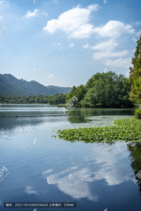 西湖绿水青山