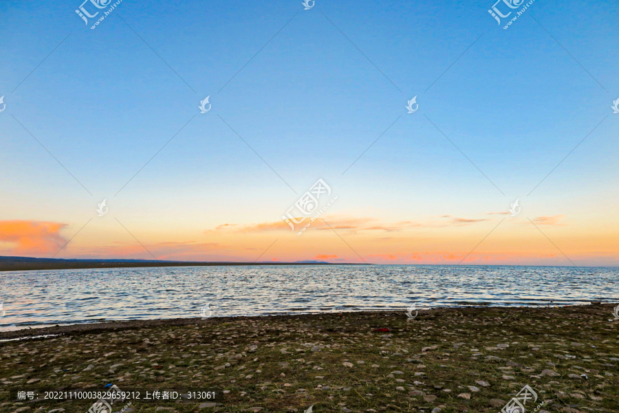 青海湖晨曦