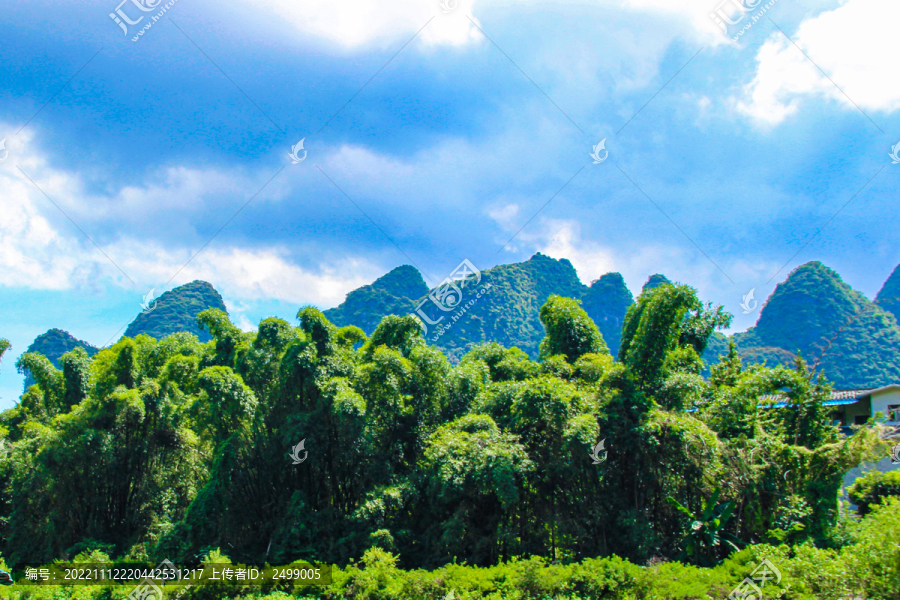 广西阳朔遇龙河桂林山水