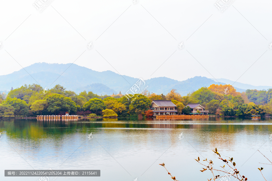 杭州西湖花港觀魚秋景