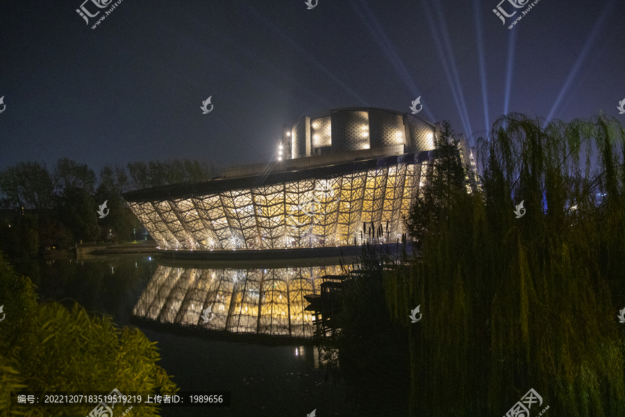 乌镇大剧院夜景