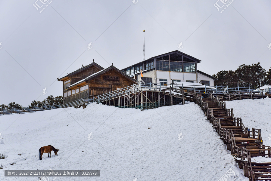 雪山风光