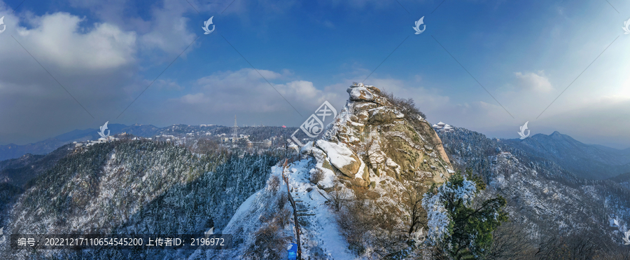 宽幅河南信阳鸡公山报晓峰雪景