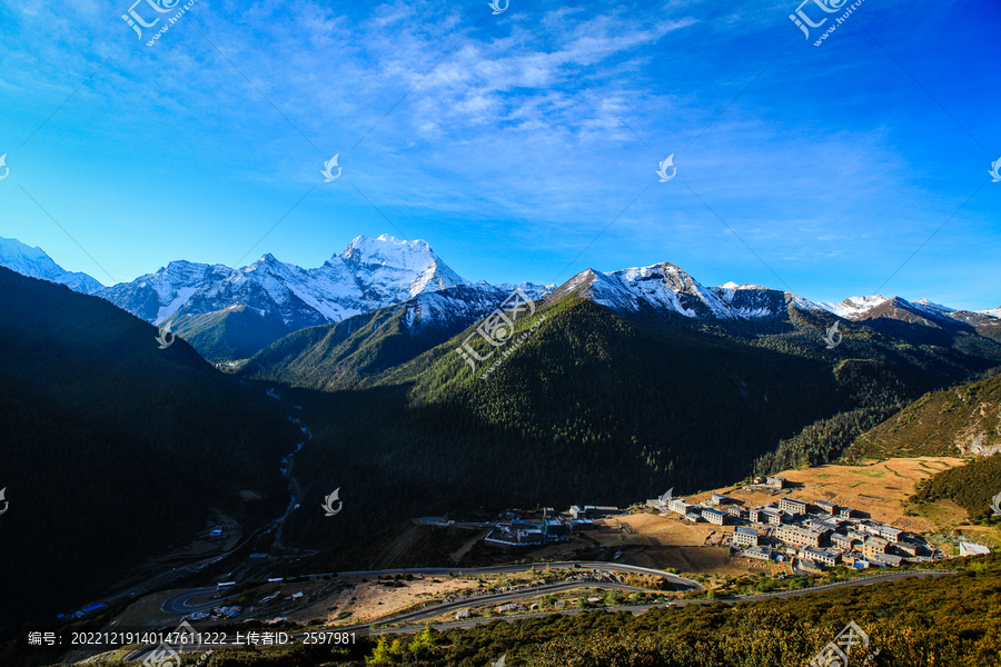 稻城亚丁山村