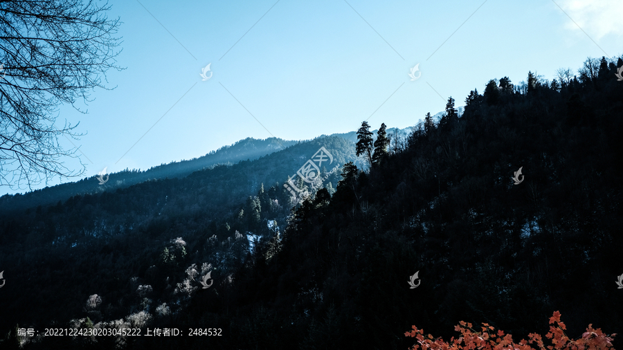 四川理县孟屯河谷高桥沟雪山