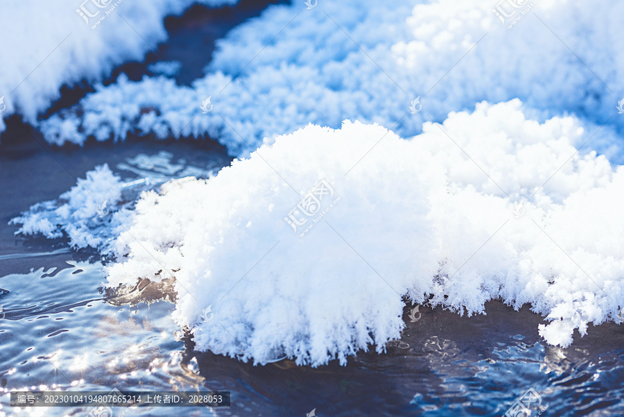 冬季河流积雪户外图片