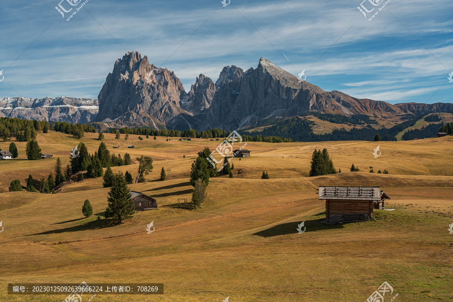 意大利多洛米蒂山区自然风景