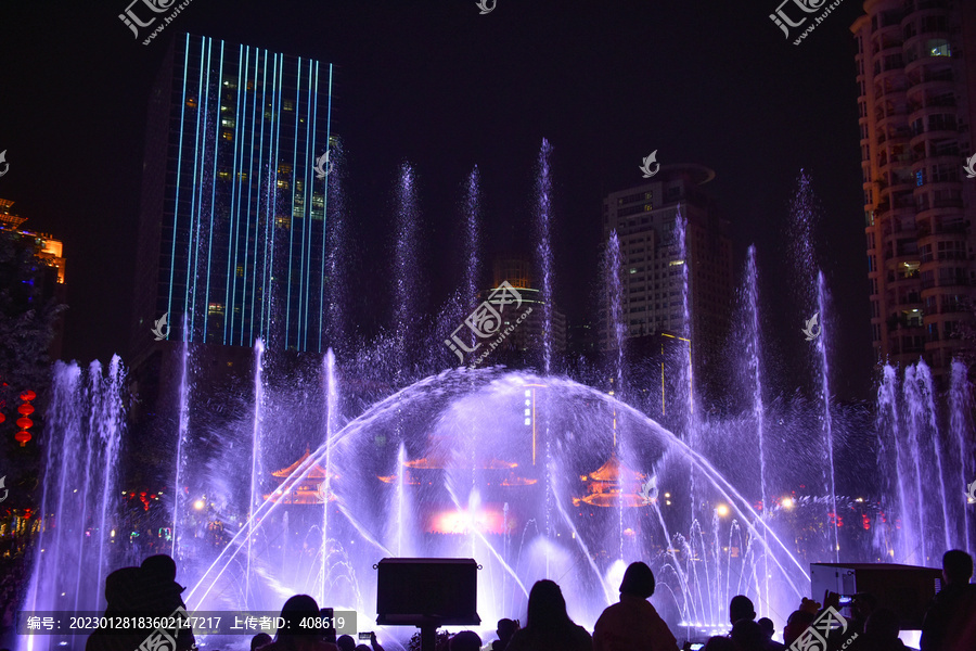 绵阳铁牛广场夜景