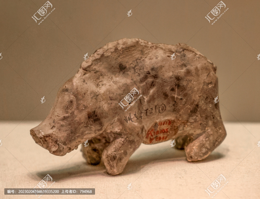 河姆渡文化陶猪