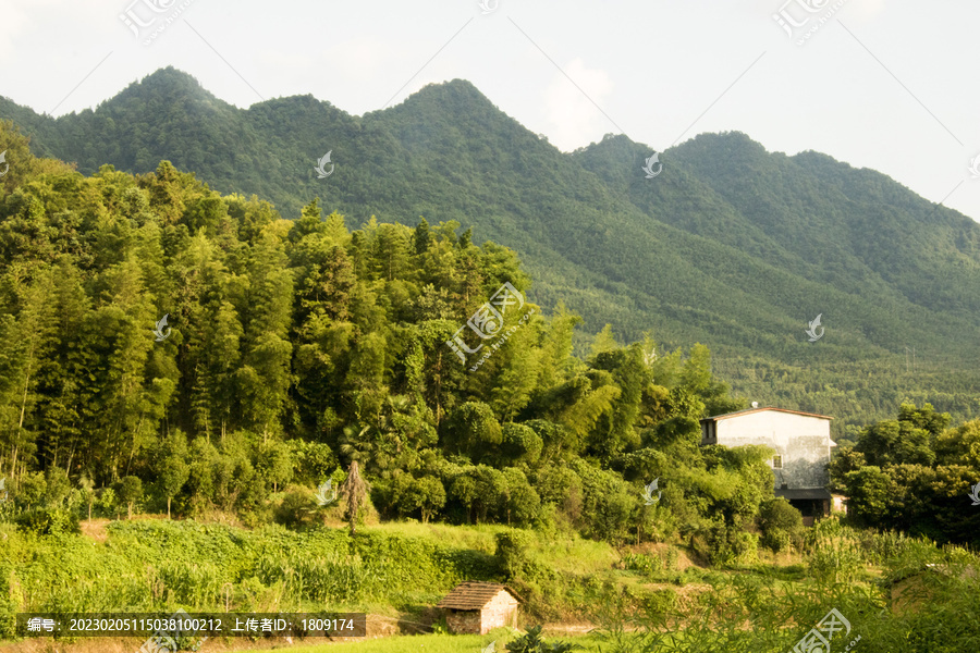 群山