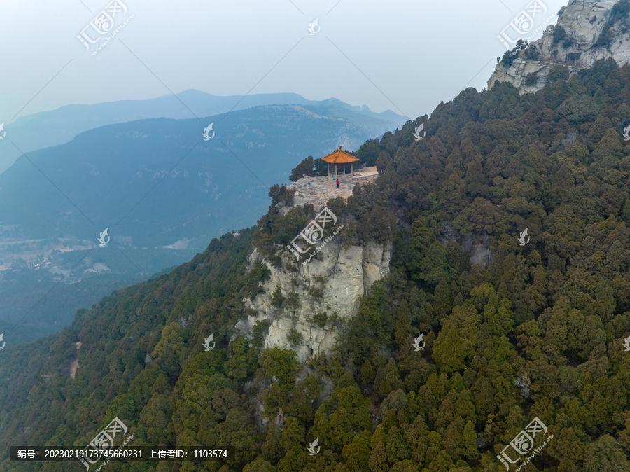 济南灵岩寺方山