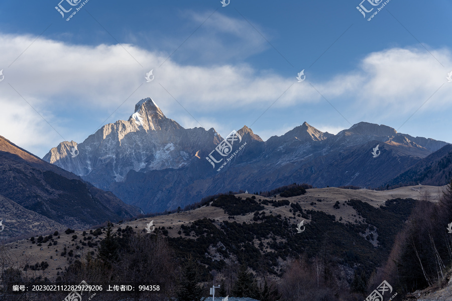 四姑娘山