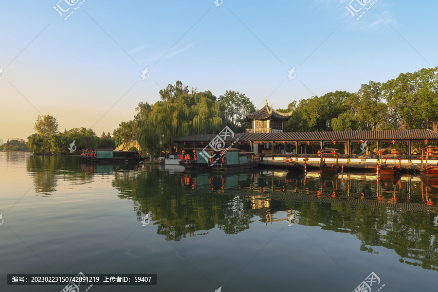 嘉兴南湖湖景