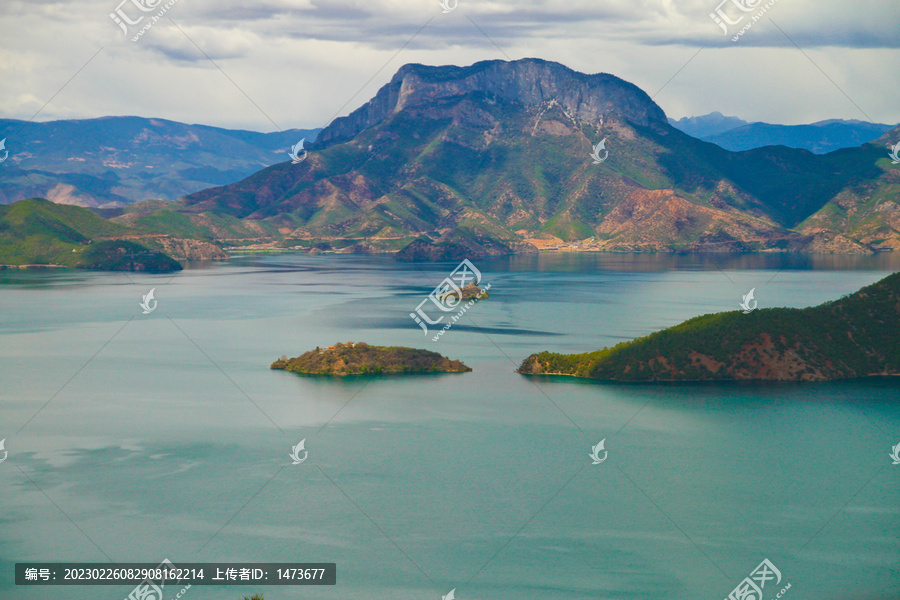 泸沽湖狮子山