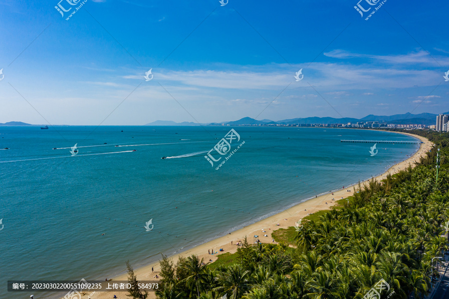 航拍三亚湾度假区海岸线沙滩