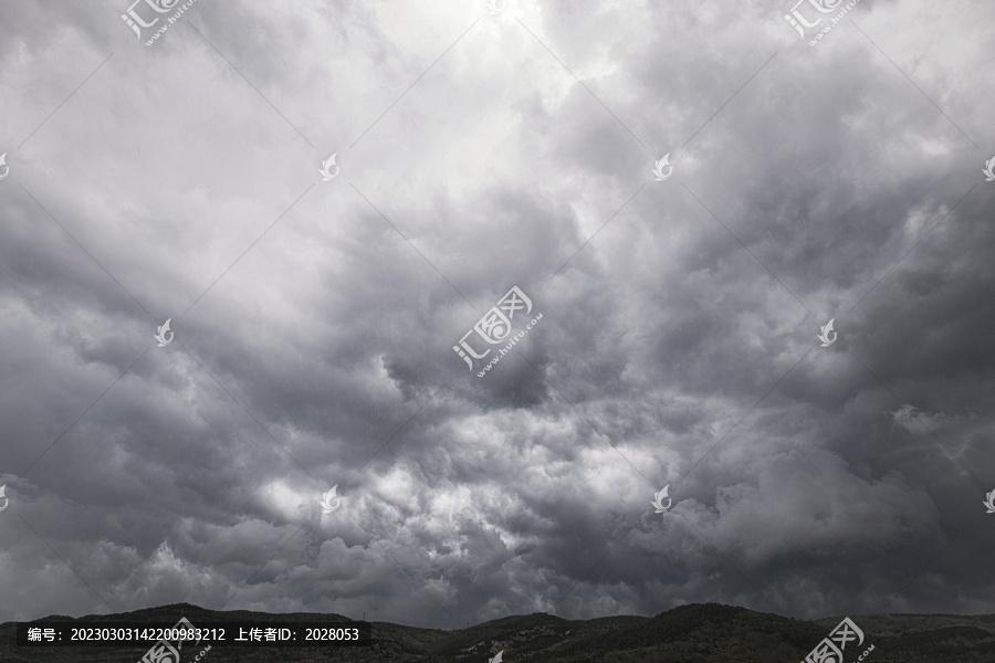 乌云图片天空雷雨背景