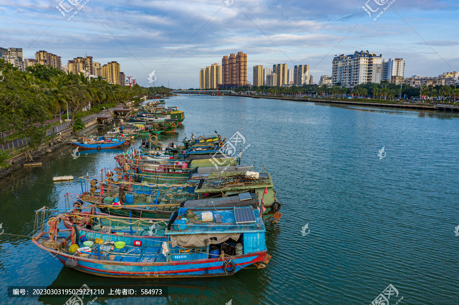 海口海甸溪渔船避风锚地小渔港