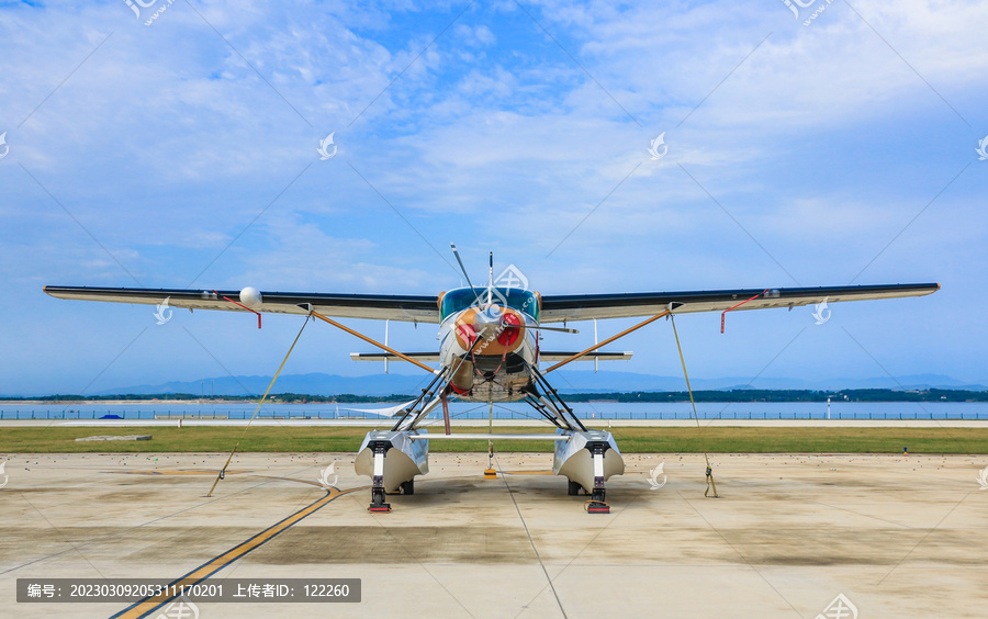 小型飞机