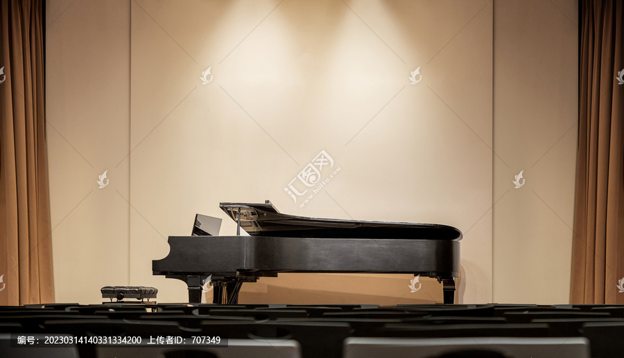 钢琴演奏室
