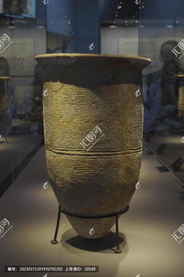 荆州博物馆陶罐