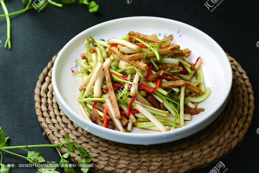 豆芽炒香干