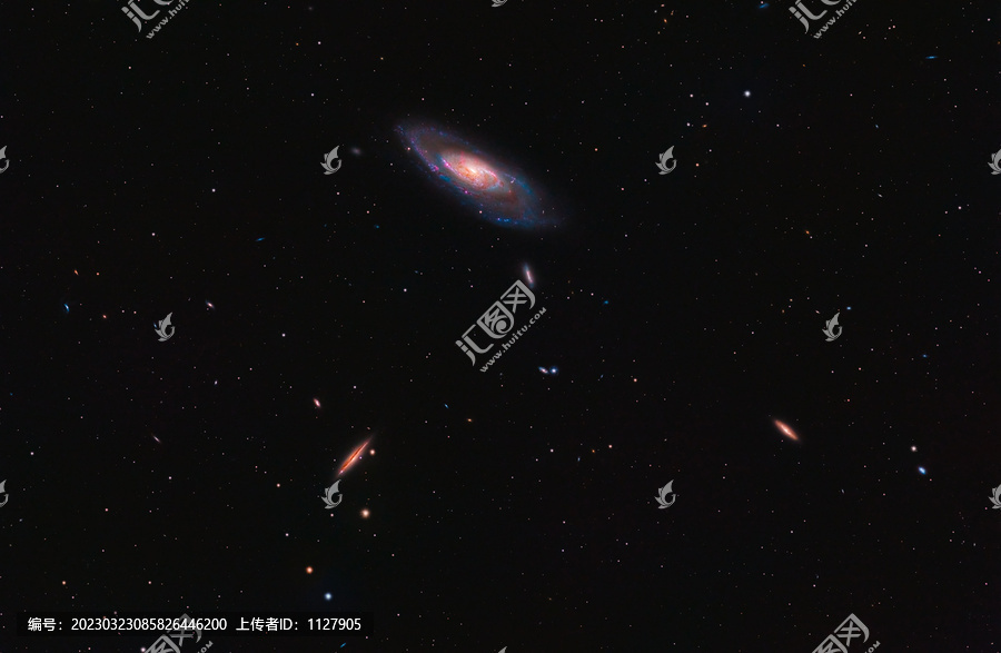 M106猎犬座螺旋星系