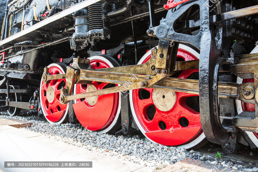 蒸汽机车红色轮子