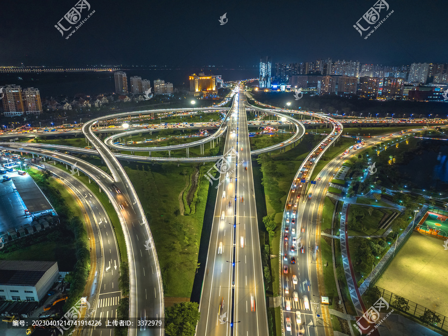 珠海金湾互通立交高架桥夜景