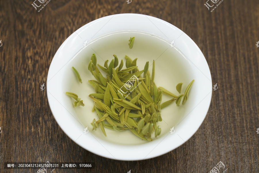 翠芽雀舌毛尖绿茶