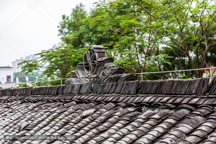 侗族民居屋顶