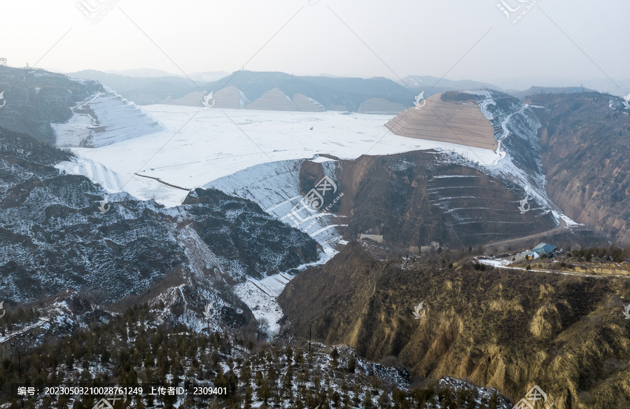 高原平湖