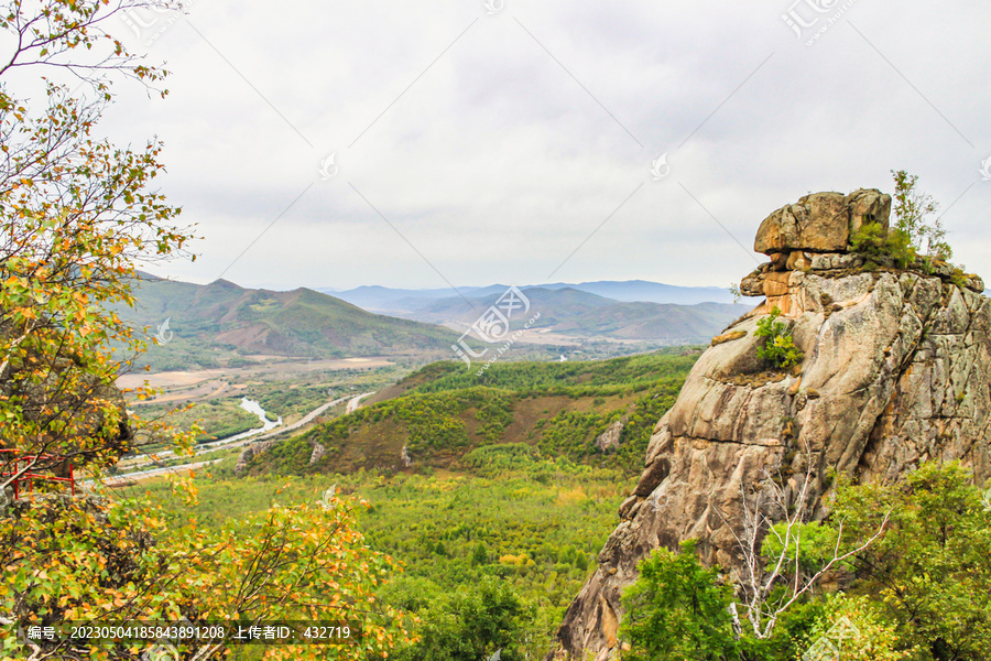 山峰群山