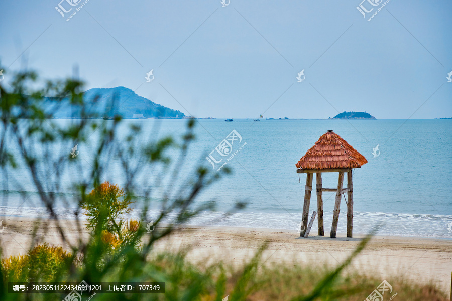 广东惠州双月湾海边风景小屋