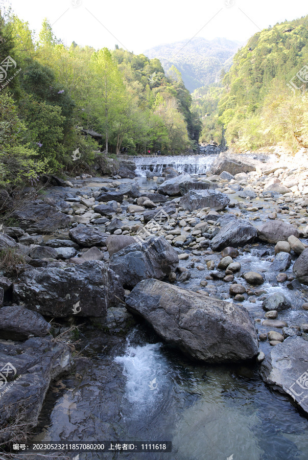 石台牯牛降风景区