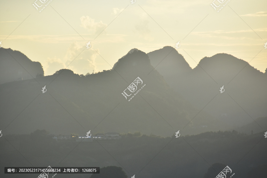 桂林阳朔兴坪老寨山大面山